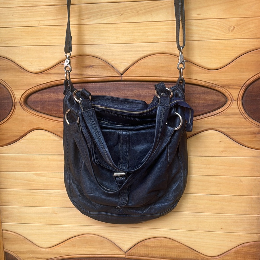 Tano Leather Bag - image 1